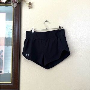 Under Armor Shorts Size Medium